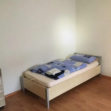 Monteurezimmer * Augsburgo